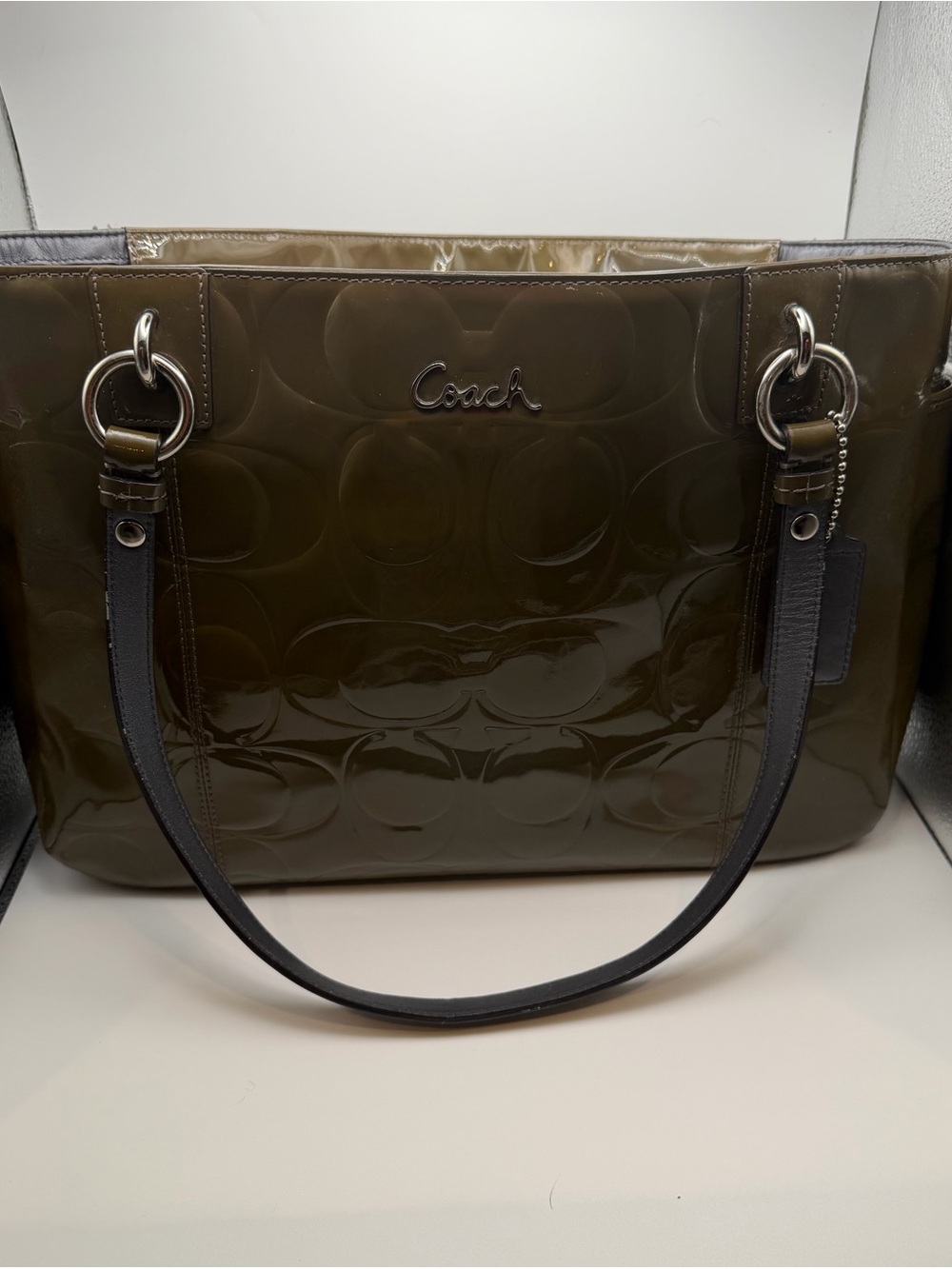Coach Zoe Large Olive Green Patent Leather Signature Hobo Bag Tote F14709 - Picture 10 of 10
